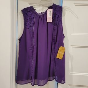 NWT Sleeveless top (lined)